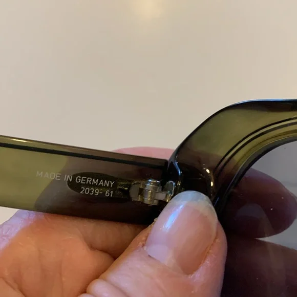 Vintage CHRISTIAN DIOR !! Bought these supporting A posh host